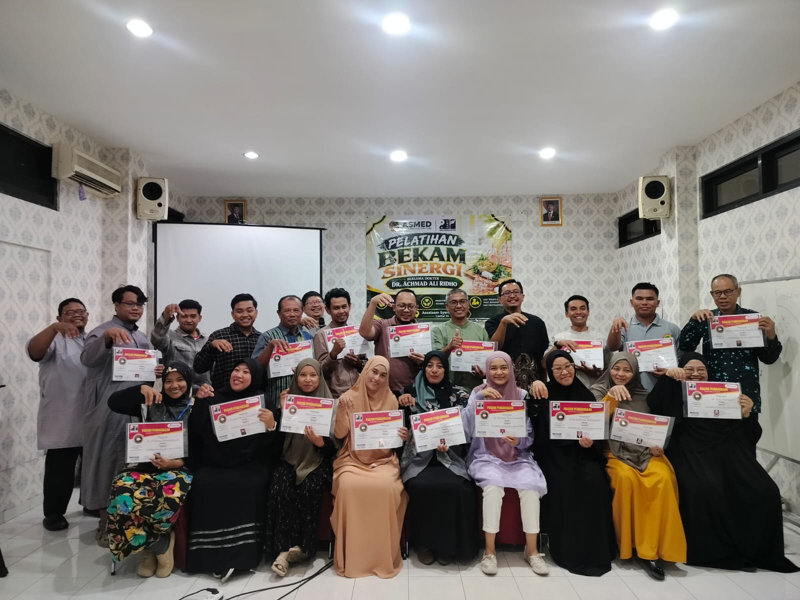 Pelatihan Bekam Sinergi IKMAS-ASMED